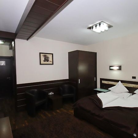Complex Cochet Hotel Buşteni Екстериор снимка