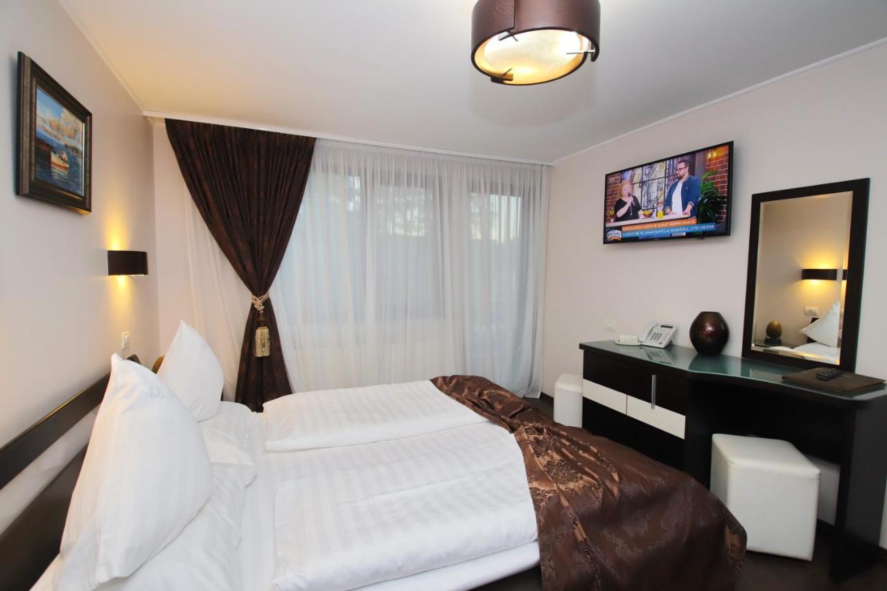 Complex Cochet Hotel Buşteni Екстериор снимка