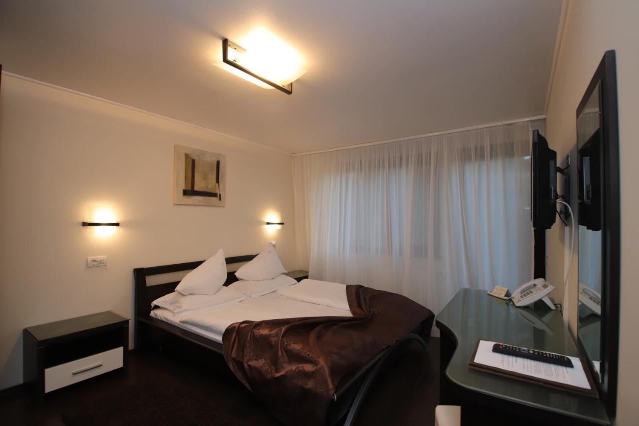 Complex Cochet Hotel Buşteni Екстериор снимка