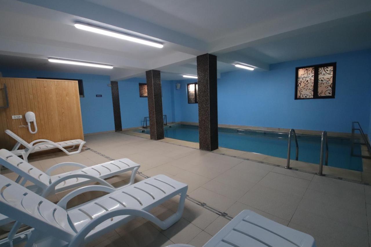 Complex Cochet Hotel Buşteni Екстериор снимка