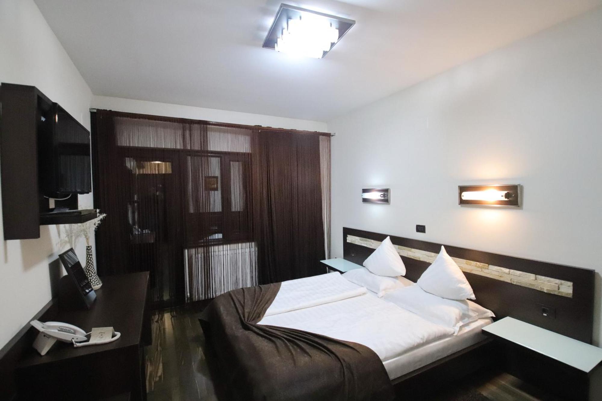Complex Cochet Hotel Buşteni Екстериор снимка