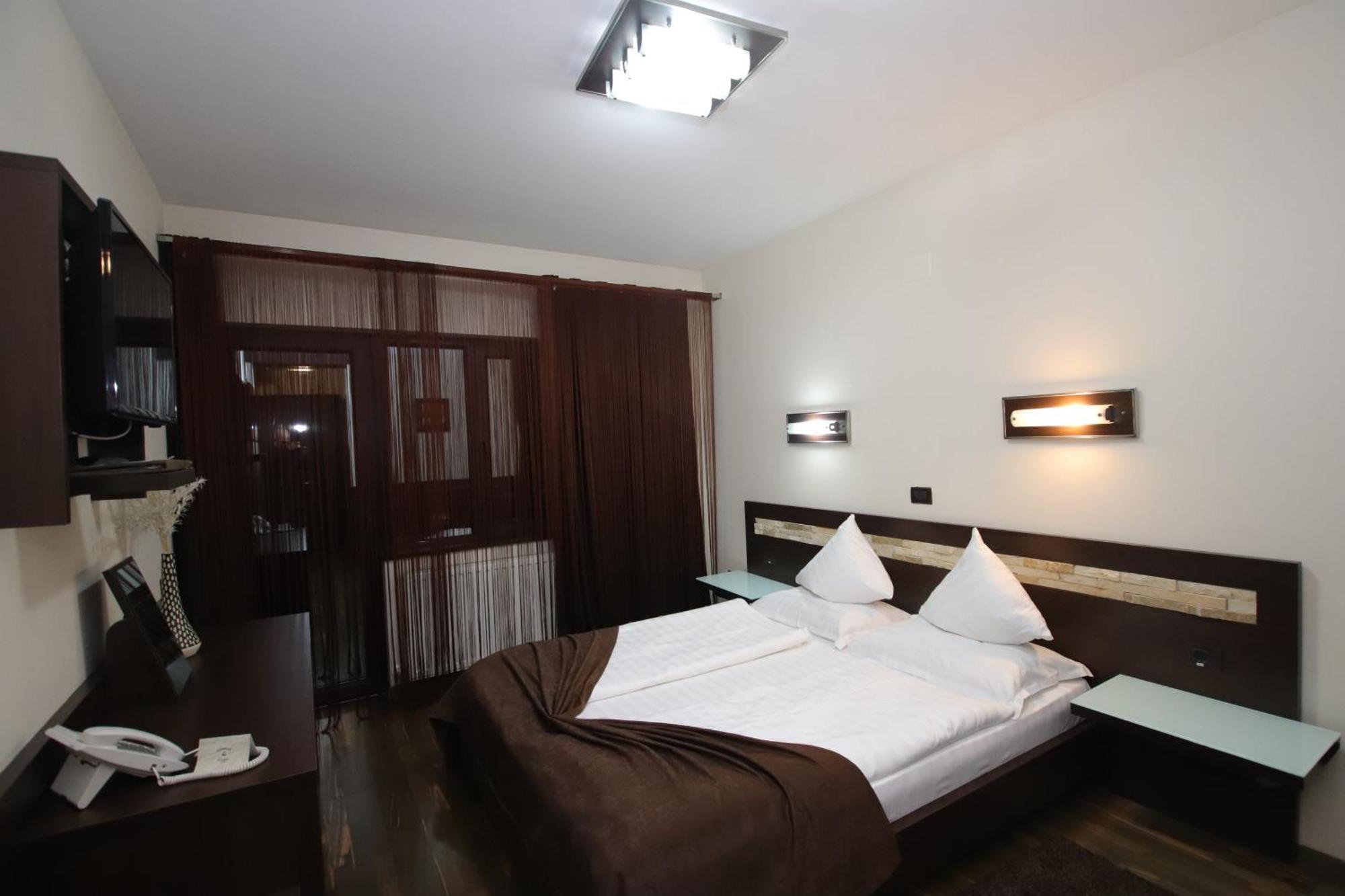 Complex Cochet Hotel Buşteni Екстериор снимка