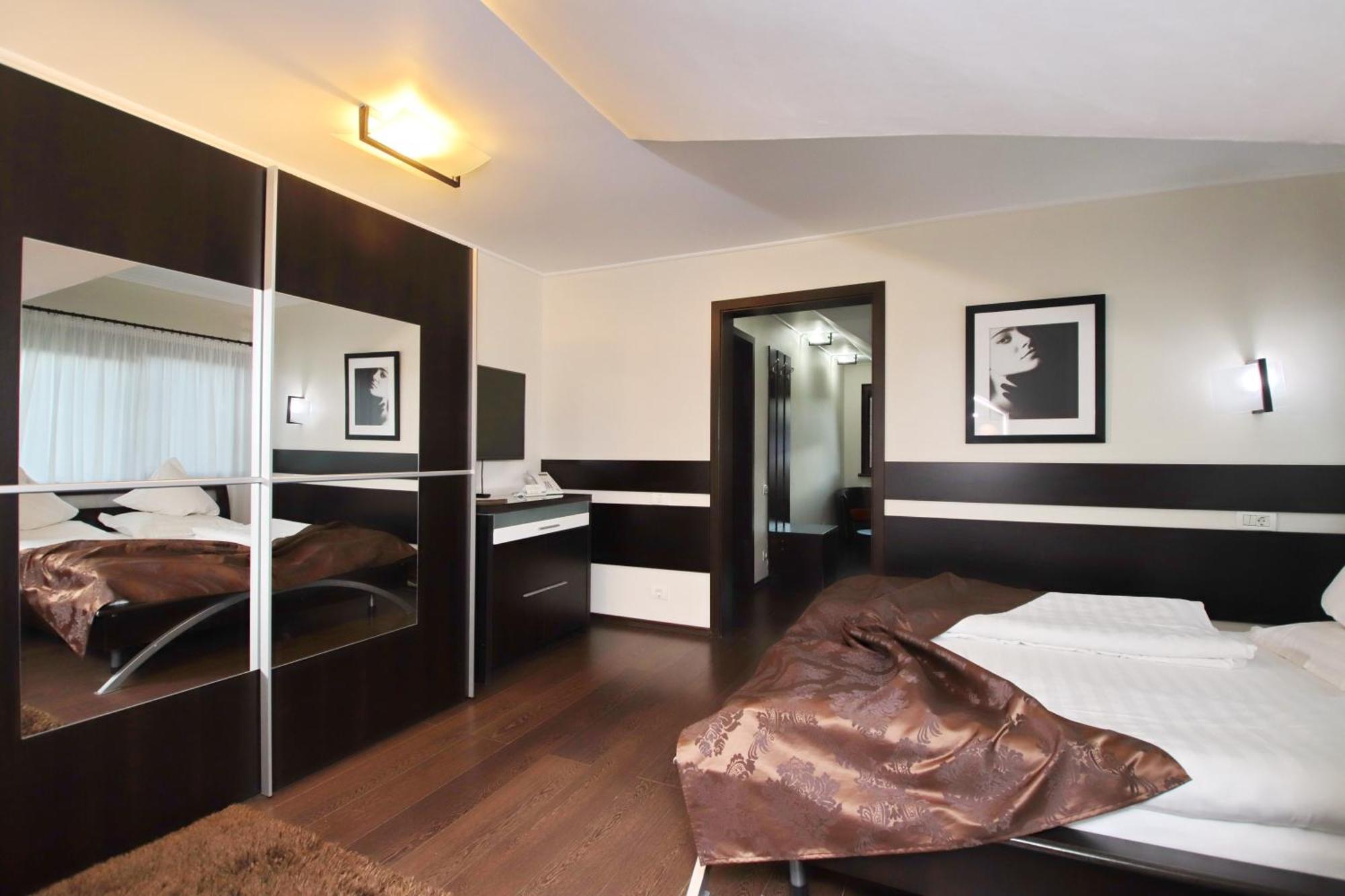 Complex Cochet Hotel Buşteni Екстериор снимка