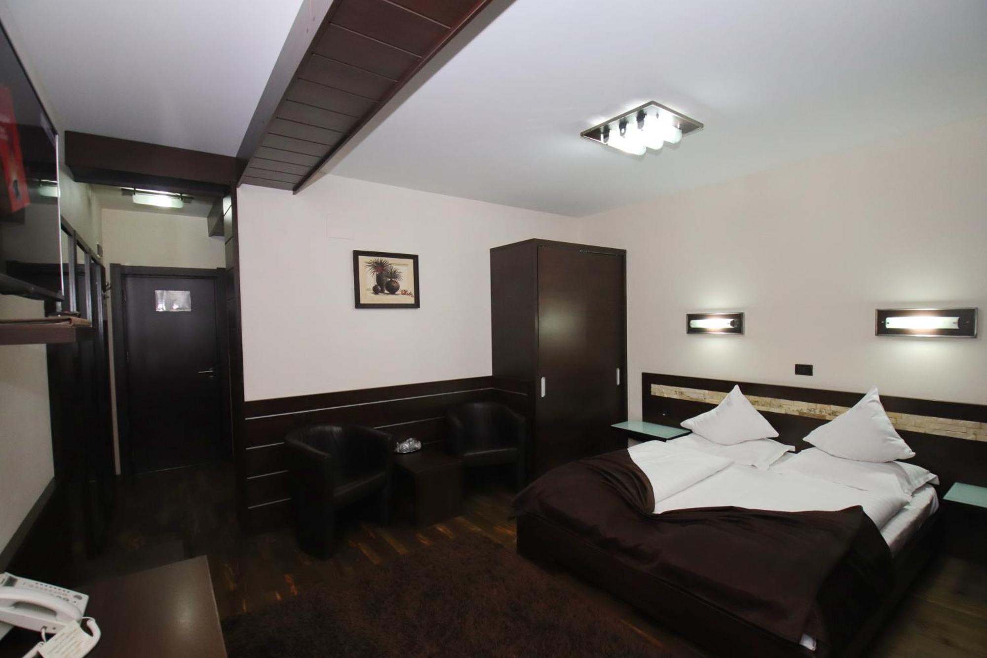 Complex Cochet Hotel Buşteni Екстериор снимка