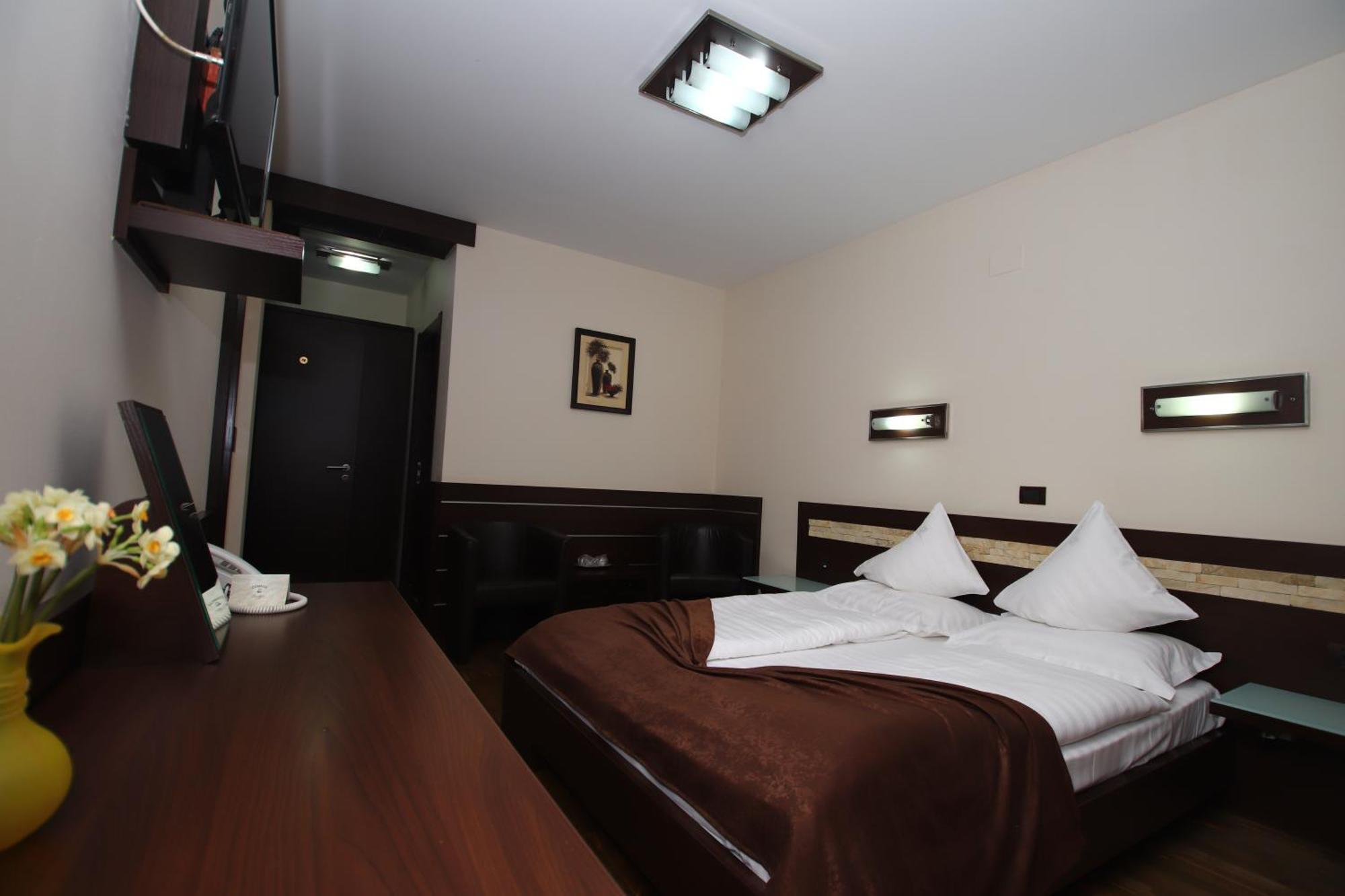 Complex Cochet Hotel Buşteni Екстериор снимка
