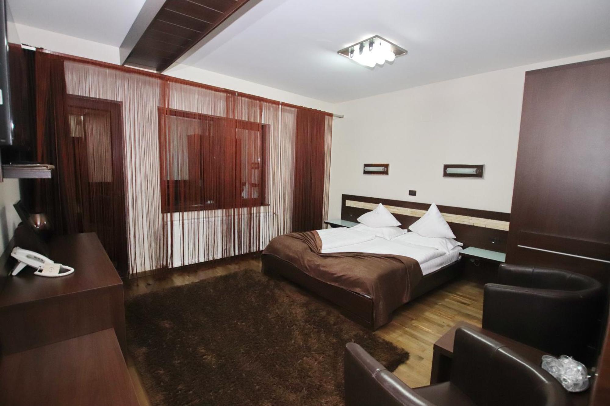 Complex Cochet Hotel Buşteni Екстериор снимка